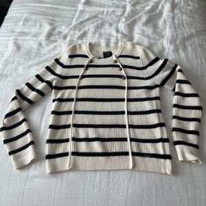 Abercrombie & Fitch navy and cream sweater, size: L
